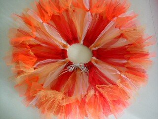 Tutu i orange nuancer